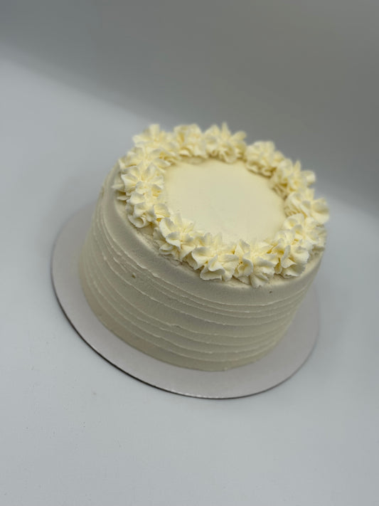 6 inch-French Vanilla Cake